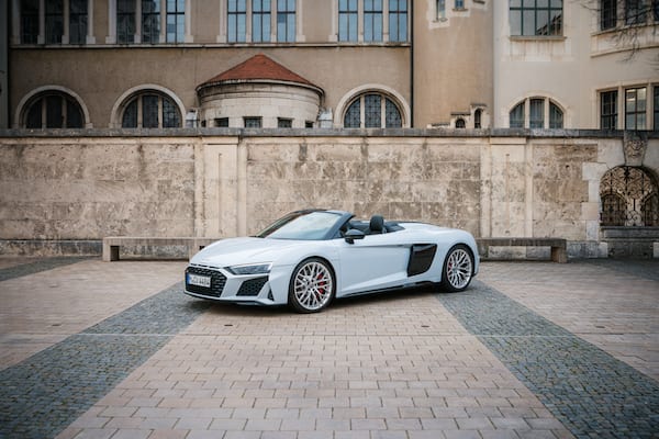 audi_r8_selber_fahren_auto_test